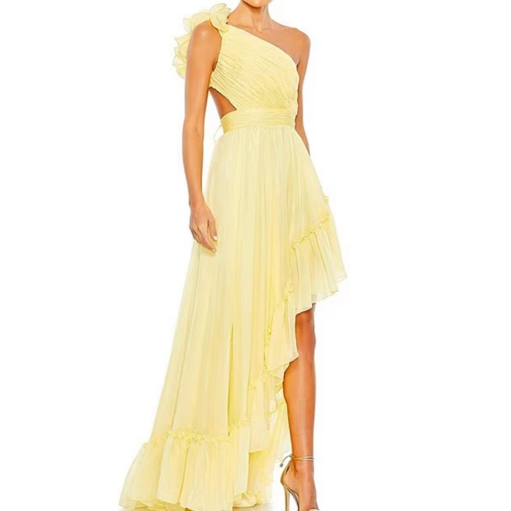 Mac Duggal Yellow dress